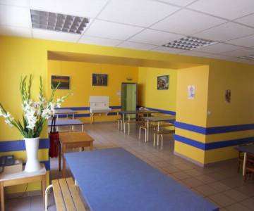 Restructuration de l'école privée d'étoile et restauration de la maternelle. Gestion de projet par AFD Architecture pour permettre la rentrée scolaire.