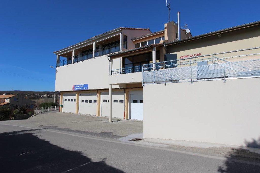 Réhabilitation du bâtiment d'un centre culturel et sportif