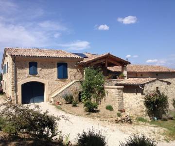 Restauration d'une ferme dans la Drôme - AFD Architecture