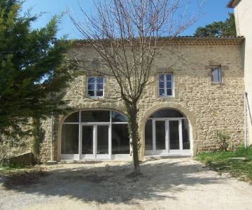 Restructuration d'un ensemble de corps de ferme - AFD Architecture