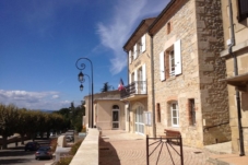 Restauration de la maire d'Allex. Le bâtiment public a été restauré par AFD Architecture en conservant l'architecture du bâtiment.