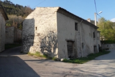 Réhabilitation d'une maison de village par AFD Architecte